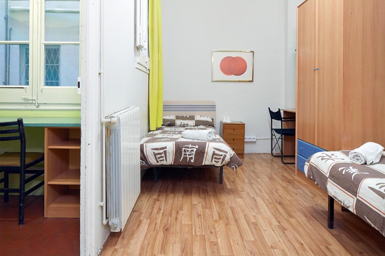 B&B Estudiantes Balmes Barcelona Ngoại thất bức ảnh