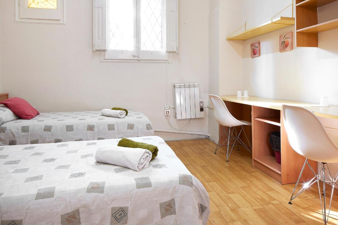 B&B Estudiantes Balmes Barcelona Ngoại thất bức ảnh