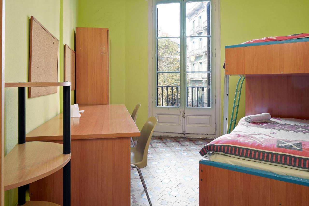 B&B Estudiantes Balmes Barcelona Ngoại thất bức ảnh