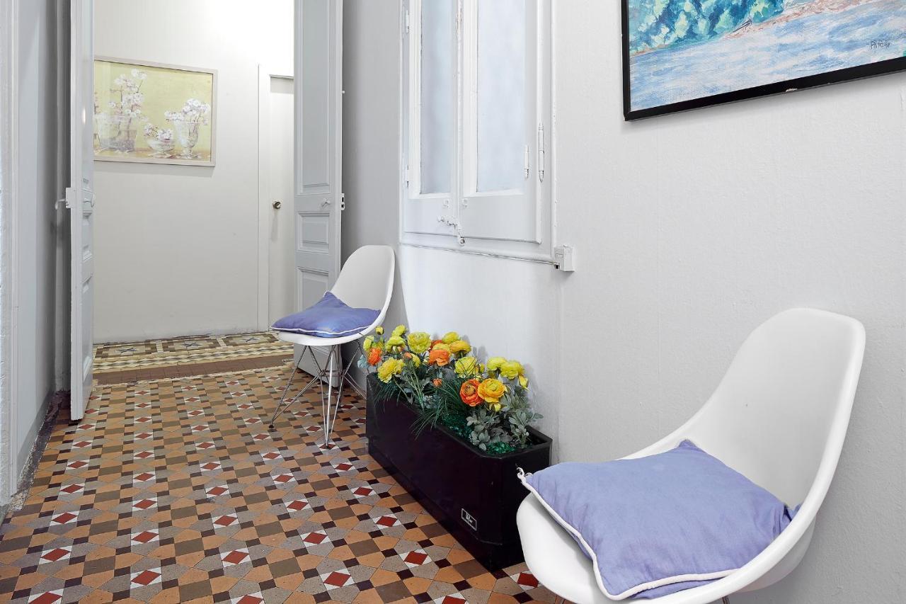 B&B Estudiantes Balmes Barcelona Ngoại thất bức ảnh